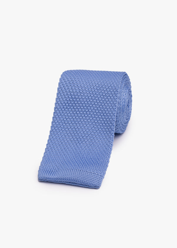 Smooth knit tie