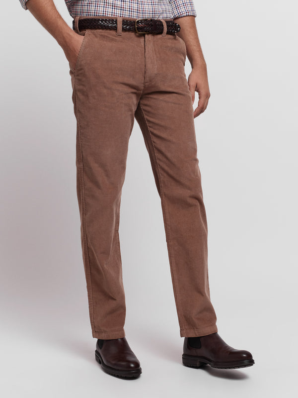 Pantalones Regular Fit Marrones