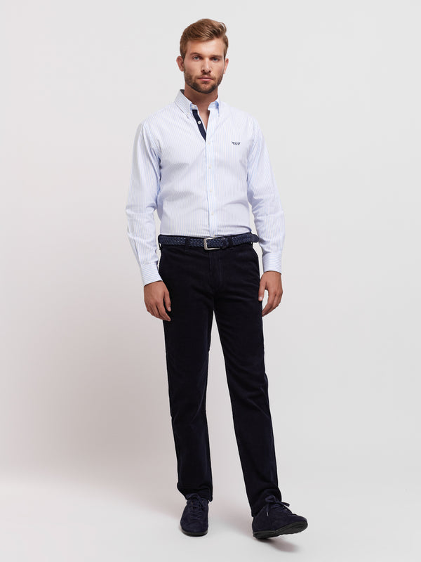 Pantalon bleu coupe classique