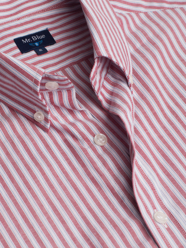 Camisa Oxford algodão manga curta às riscas branco e vermelho