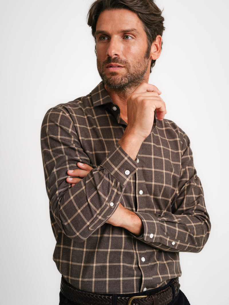 Camisa Tailored fit Twill Castanha