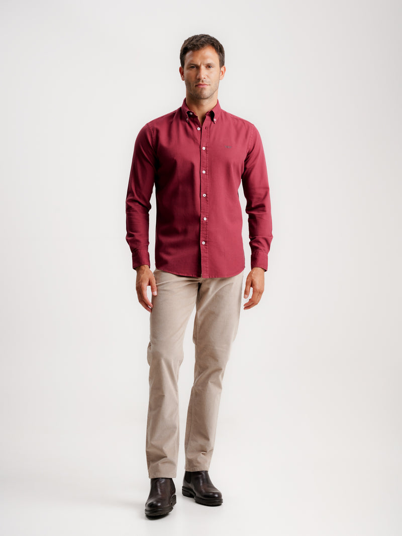 Camisa Regular Fit Estructurada Burdeos